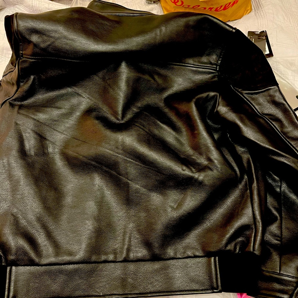 F Collections - BLACK - Made in ITALY 🇮🇹 - Vegan ‘Leather’ - Luxury Jacket